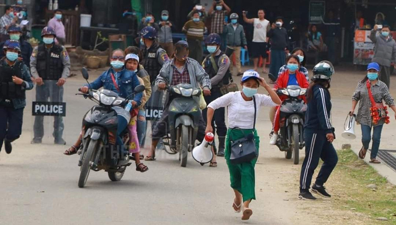 ငါးလကြာ ထိန်းသိမ်းခံထားရသည့် ဝိုင်းမော်က မူလတန်းကျောင်းအုပ် ပြန်လွတ်