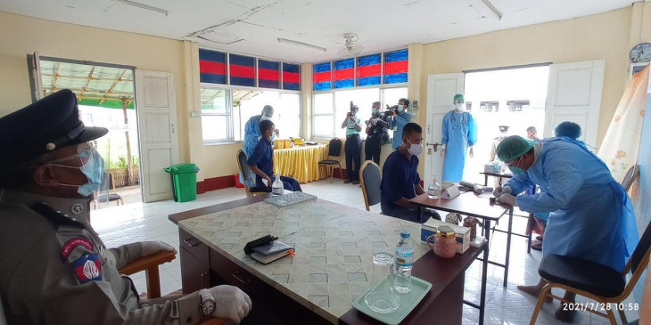 သထုံအကျဉ်းထောင်ရှိ အကျဉ်းသား ၆၀၀  ကိုဗစ်ကာကွယ်ဆေးထိုး