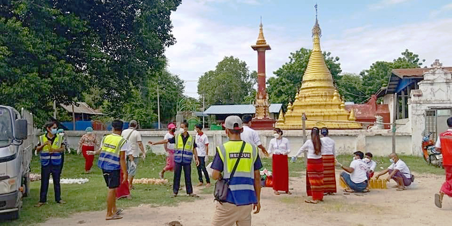 မတ္တရာမြို့တွင် စားဝတ်နေရေးအခက်အခဲရှိသူများအား အခြေခံစားသောက်ကုန်များ လှူဒါန်း