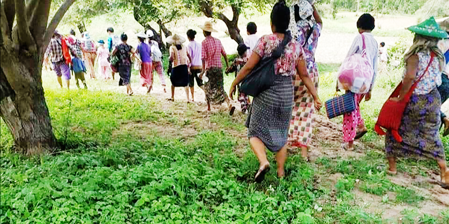 စစ်ကောင်စီတပ်ကြောင့် ကနီ ဒေသခံထောင်ချီ နေရပ်စွန့်ခွာ ထွက်ပြေးနေရ