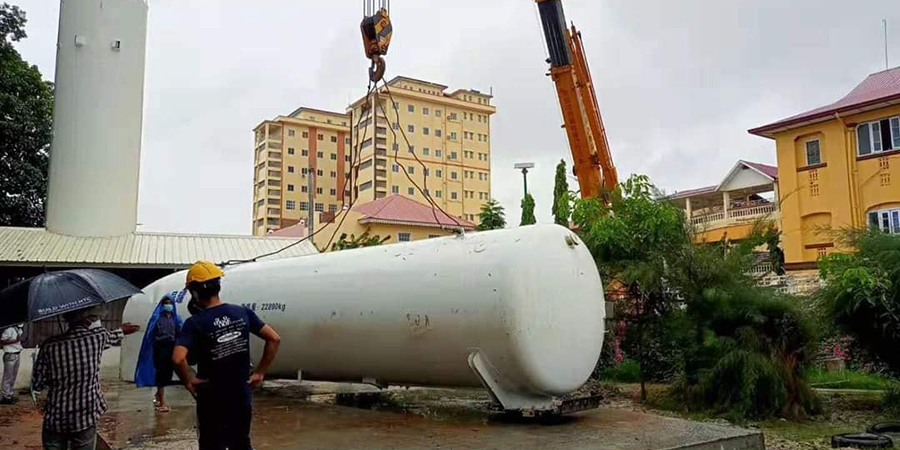 မန္တလေးဆေးရုံကြီးတွင် တန် ၆၀ ဆံ့ အောက်ဆီဂျင်အရည် သိုလှောင်ကန် တည်ဆောက်နေ