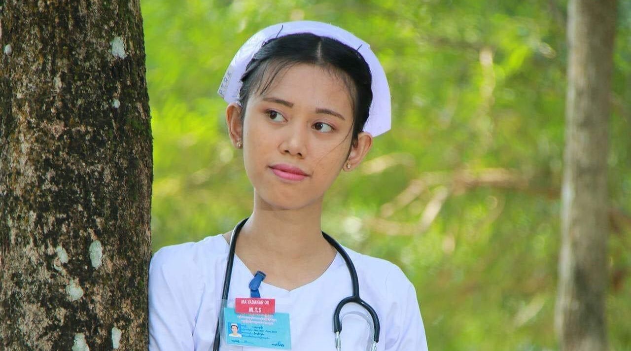 ရန်ကုန်မြေက မီးအိမ်ရှင်ဆရာမလေး