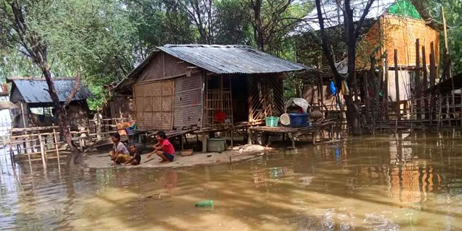 မင်းဘူးမြို့နယ်၌ ဧရာဝတီမြစ်ရေ မြင့်တက်လာသဖြင့် အိမ်ထောင်စုထောင်ချီ ပြောင်းရွှေ့ထားရ