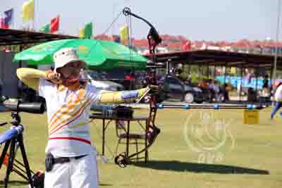 ျမားပစ္ျပိုင္ပြဲတြင္ ေအာင္ငွိမ္း ေ႐ြွႊတံဆိပ္ ရ႐ွိ (ဓာတ္ပုံ)