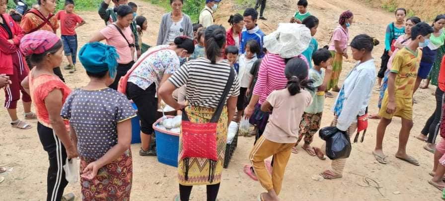 မုံးကိုး ဖောင်းဆိုင်ဘက်က စစ်ရှောင်များ အစားအသောက် အခက်အခဲကြုံနေ