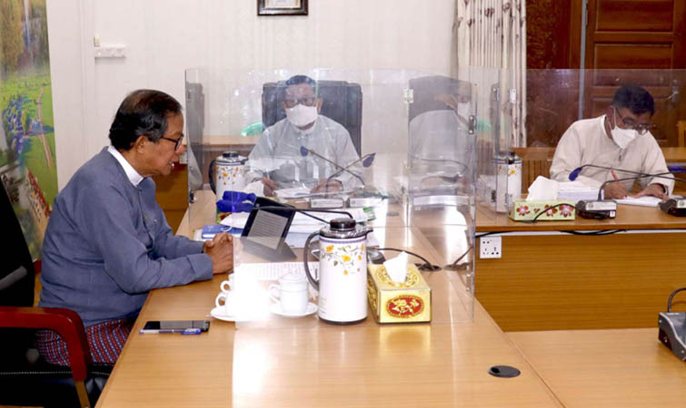 ပြည်တွင်းဆီလိုအပ်ချက်ဖြည့်ဆည်းနိုင်ရန် ဆီထွက်သီးနှံ တိုးချဲ့စိုက်ပျိုးမည်ဟု စစ်ကောင်စီ ဝန်ကြီးပြော