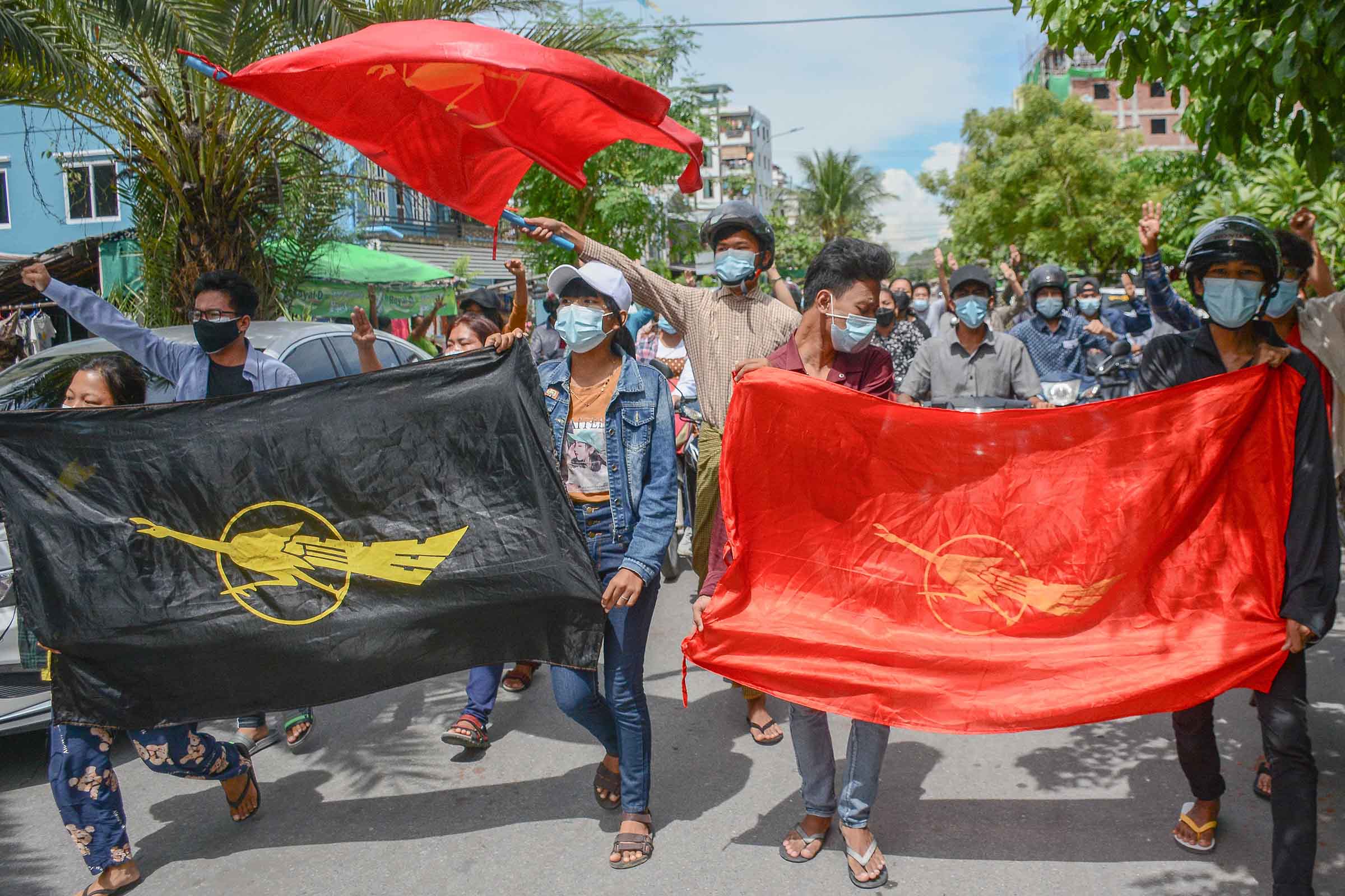 မန္တလေးအခြေစိုက်တကသများ သပိတ်စစ်ကြောင်း စစ်အာဏာရှင်ဆန့်ကျင်ဆန္ဒပြ