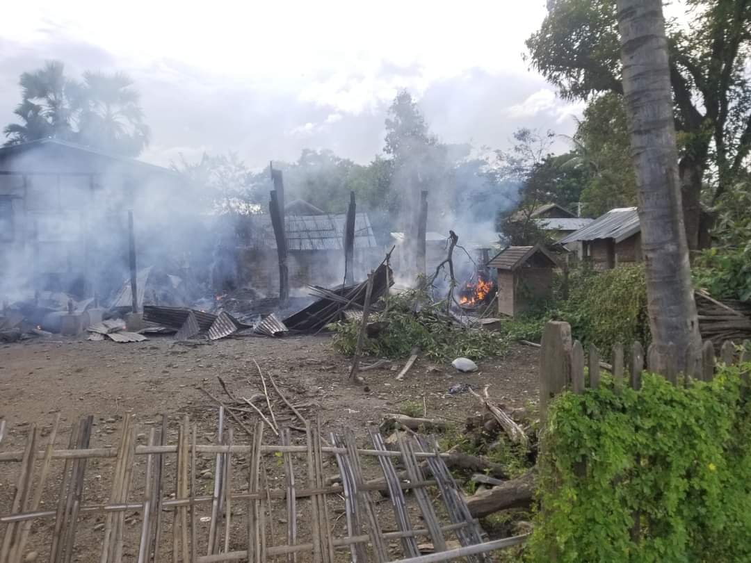 နှမ်းခါးရွာကို အကြမ်းဖက်စစ်တပ်က တတိယအကြိမ်မီးရှို့၊ နေအိမ် ၈ လုံး ပျက်စီးဆုံးရှုံး