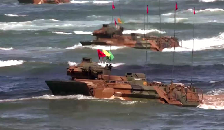 ၇၃ နှစ်မြောက် တောင်ကိုရီးယားတပ်မတော်နေ့အခမ်းအနား ကျင်းပ