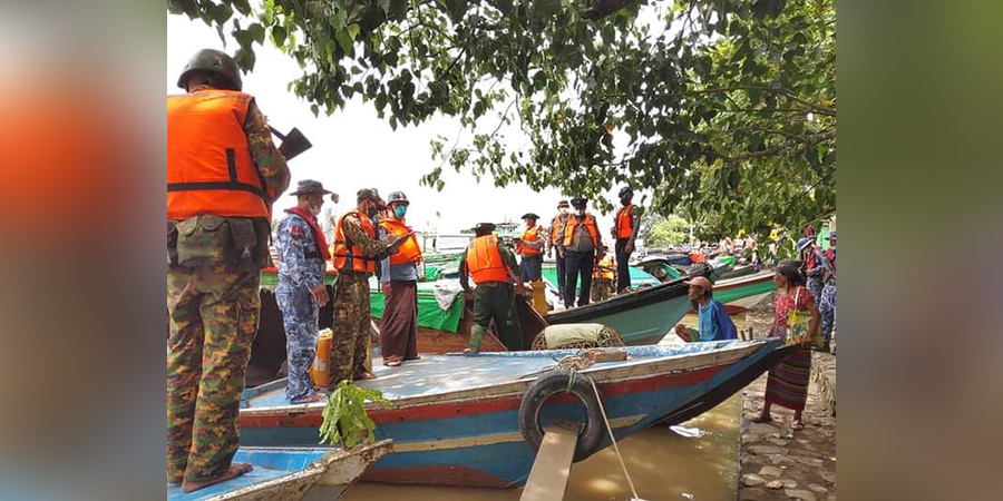 ပုသိမ်မြို့ကို ဝင်ထွက်သွားလာသည့် ရေယာဉ်များကို စစ်တပ်နှင့်ရဲက ပိုက်စိပ်တိုက်ရှာဖွေနေ