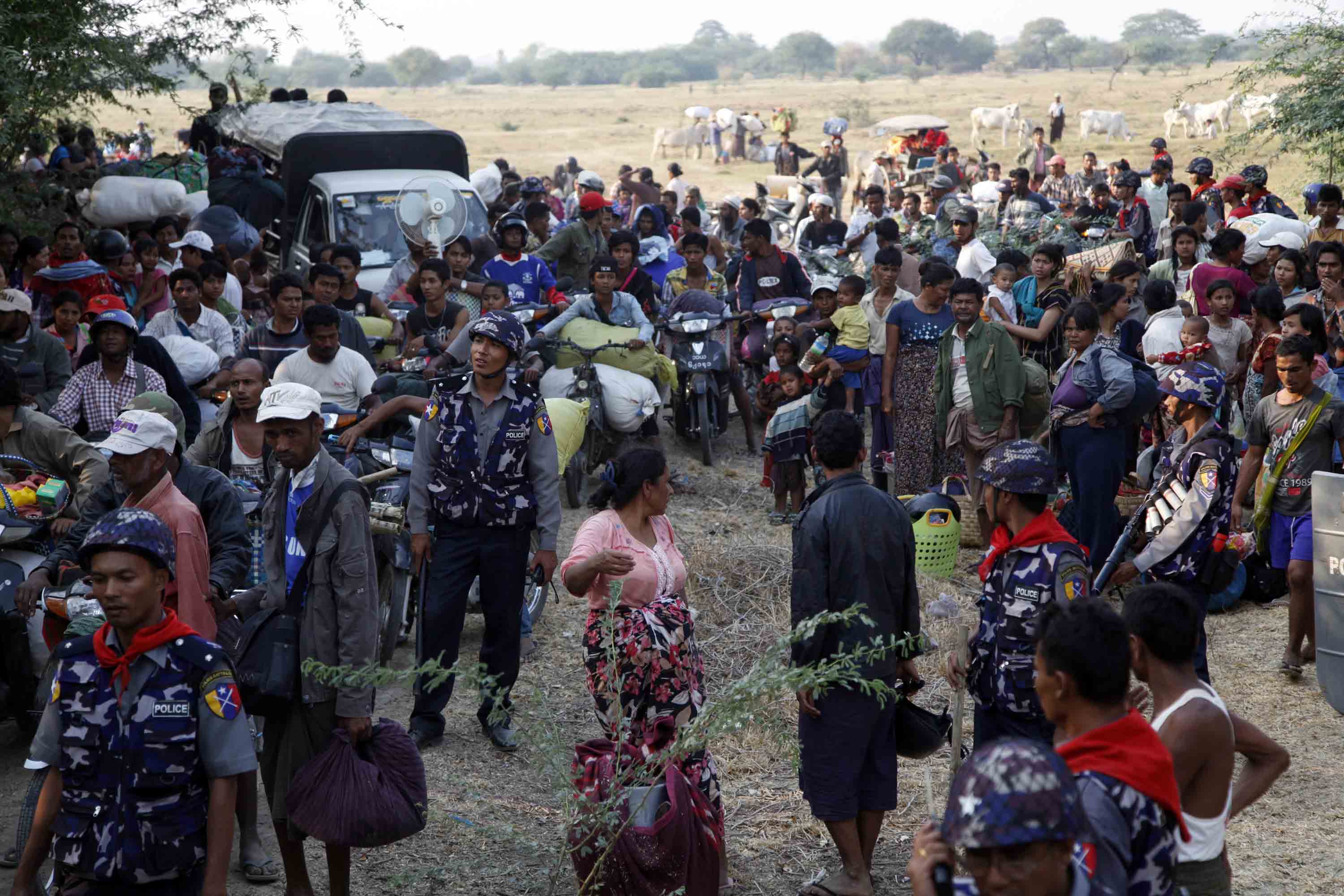 မိတၳီလာ ပဋိပကၡ ေဘးဒဏ္ခံရသူမ်ားအတြက္  တိုက္ခန္းႏွင့္ လံုးခ်င္းအိမ္မ်ား စေဆာက္