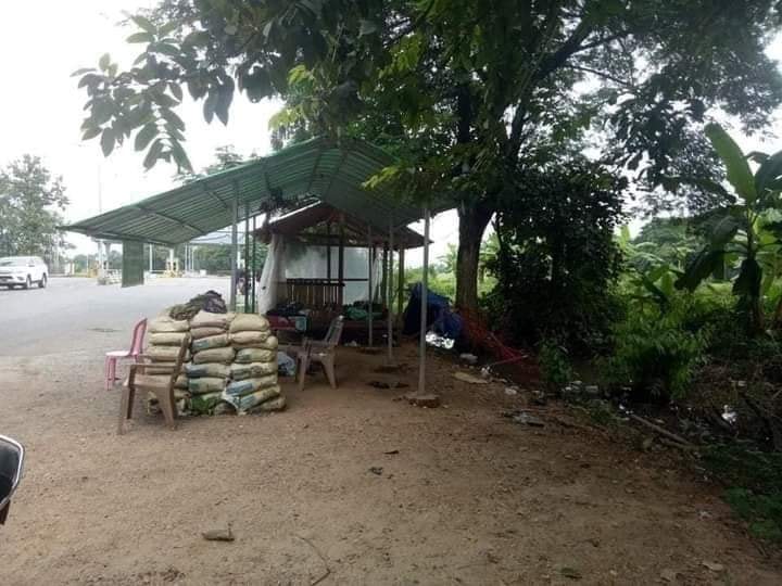 ဇီးကုန်းမြို့နယ် လုံခြုံရေးဂိတ် လက်ပစ်ဗုံး ပစ်ခံရပြီး ရဲ  ၂ ဦး သေဆုံး