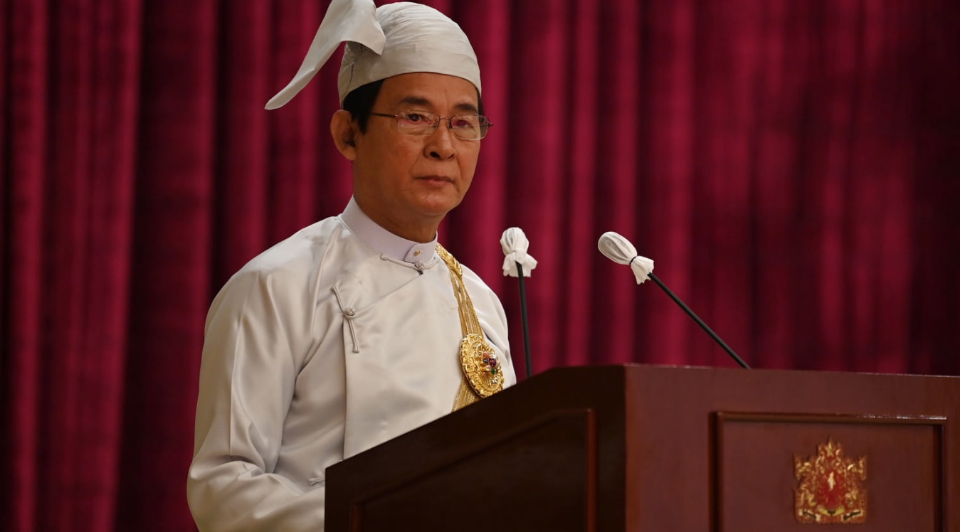 နိုင်ငံတော်သမ္မတဦးဝင်းမြင့်ကို ရာထူးမှနုတ်ထွက်ရန် အာဏာသိမ်းစစ်တပ်က အဓမ္မစေခိုင်းခဲ့