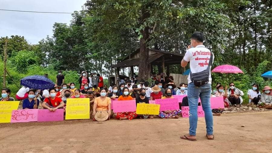ကြာအင်းဆိပ်ကြီးတွင် ဖက်ဆစ်စစ်တပ် အမြစ်ဖြုတ်တော်လှန်ရန် ဆန္ဒထုတ်ဖော်