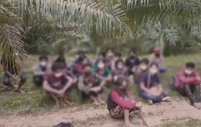 ရနောင်းတွင် ဂိုဒေါင်ဟောင်းအတွင်း ပုန်းနေသည့် မြန်မာ ၁၅ ဦး မုန့်ထွက်ဝယ်ရာက ဖမ်းဆီးခံရ