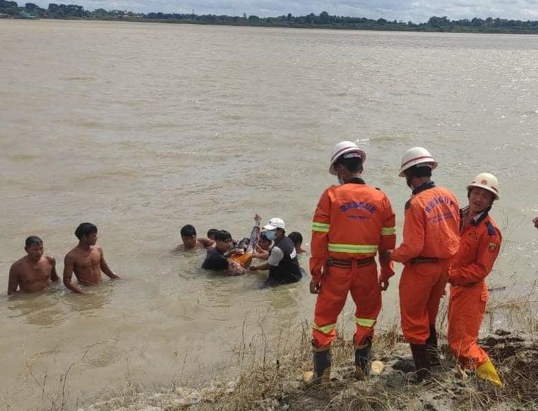 စစ်ကိုင်းတွင် အမျိုးသား ၁ ဦး   ဧရာဝတီမြစ်အတွင်း ခုန်ချသေဆုံး