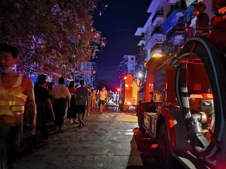မန္တလေး မြရည်နန္ဒာတန်ဖိုးနည်းအိမ်ရာတွင် မီးလောင်