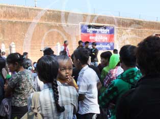 ေတာင္ငူ ရဲဘက္စခန္းမွ အက်ဥ္းသား ၁၃၀ ျပန္လြတ္