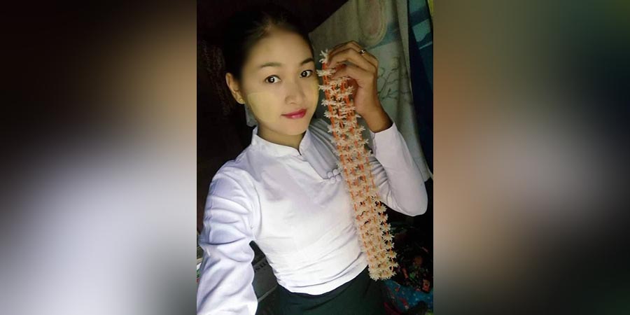 ဟုမ္မလင်းမြို့က CDM ကျောင်းဆရာမတစ်ဦးကို စစ်ကောင်စီတပ်က ပစ်သတ်