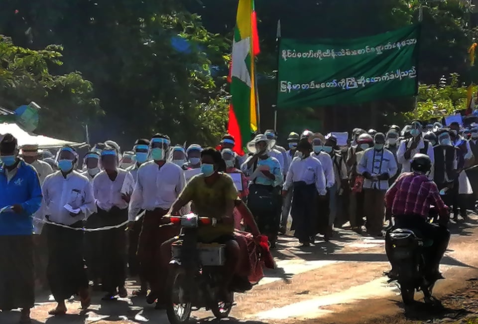 မြစ်ကြီးနားမြို့တွင် တပ်မတော်ထောက်ခံပွဲ ပြုလုပ်