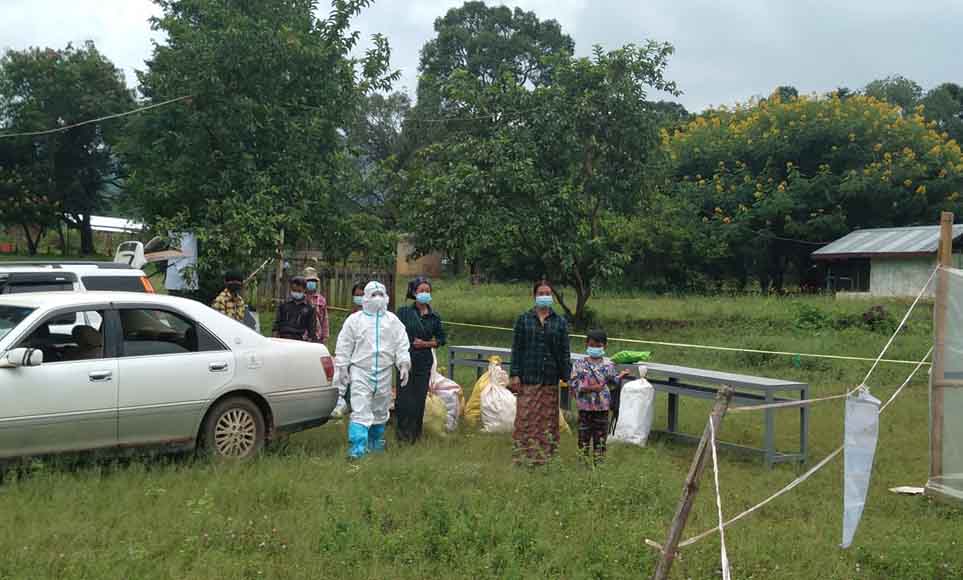 ကရင်နီပြည်နယ်က စစ်ရှောင်စခန်းများ ဆေးဝါးအရေးအပေါ်လိုအပ်၊ ကာကွယ်ဆေးရရန် မျှော်လင့်နေ