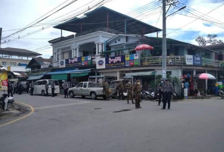 ပေါင်မြို့တွင် စစ်ကောင်စီခန့် အုပ်ချုပ်ရေးမှူး ပစ်သတ်ခံရပြီးနောက် ဒေသခံ ၂၀ ခန့် ဖမ်းဆီးခံရ