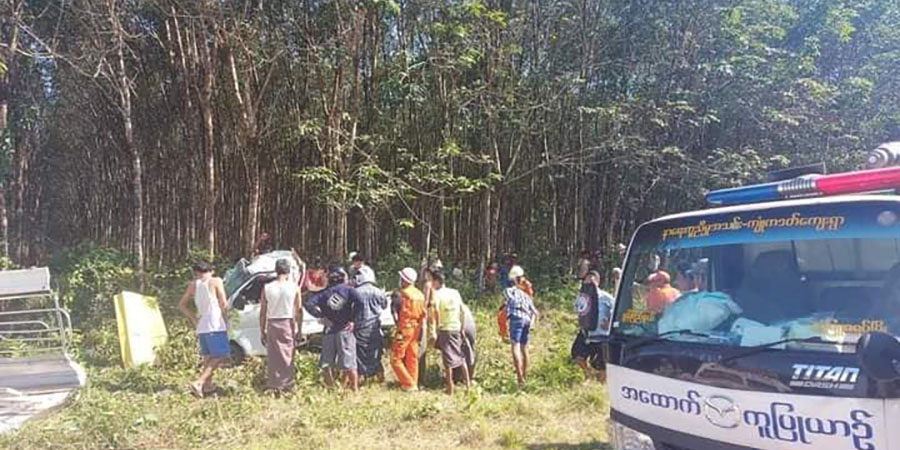 သံဖြူဇရပ်တွင် ဘုရားဖူးကားတိမ်မှောက်၊ ၁ ဦး သေဆုံးပြီး ၈ ဦးဒဏ်ရာ ပြင်းထန်