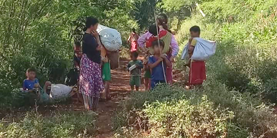 မိုးဗြဲဒေသကို စစ်တပ်အင်အား ၅၀၀ ခန့်ဖြင့်ပိတ်ဆို့ ထိုးစစ်ဆင်၊ ပြည်သူ ၅၀၀၀ ခန့် အိုးအိမ်စွန့် ထွက်ပြေး