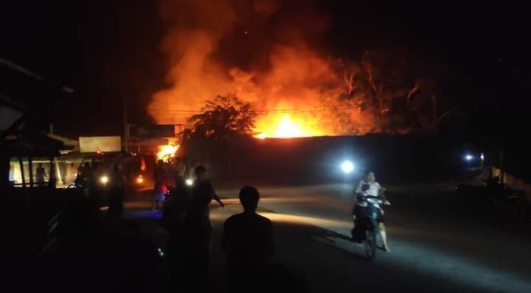 စလင်းမြို့၊ မြို့မဈေး ဆိုင်ခန်းပေါင်း ၁၃၀ ခန့် မီးလောင်ဆုံးရှုံး