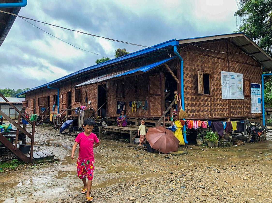 ကိုဗစ်လှိုင်းကြားက ၁၀ နှစ်ကြာ အိမ်မပြန်နိုင်သေးတဲ့ ကချင်စစ်ဘေးရှောင်များ (ဓာတ်ပုံ)