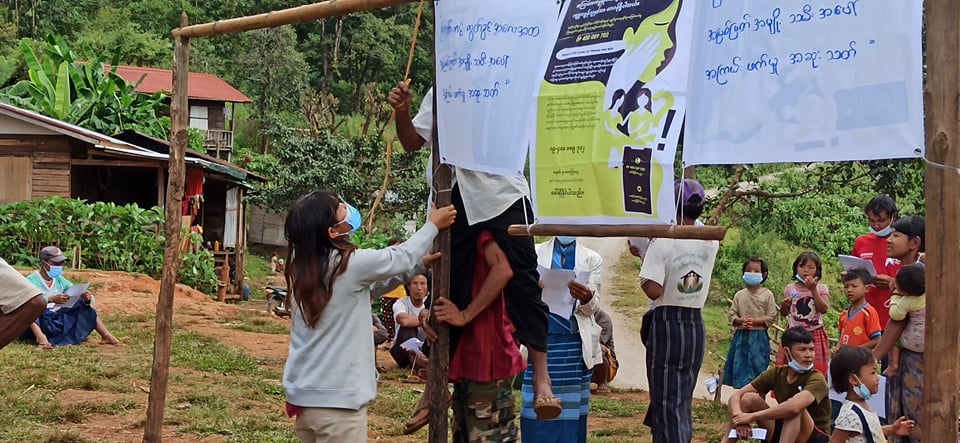 ဖရူဆိုမြို့နယ်စစ်ရှောင်နေထိုင်ရာ ထိုခွီဆိုကျေးရွာတွင် ဖဲကြိုးဖြူလှုပ်ရှားမှု ပြုလုပ်