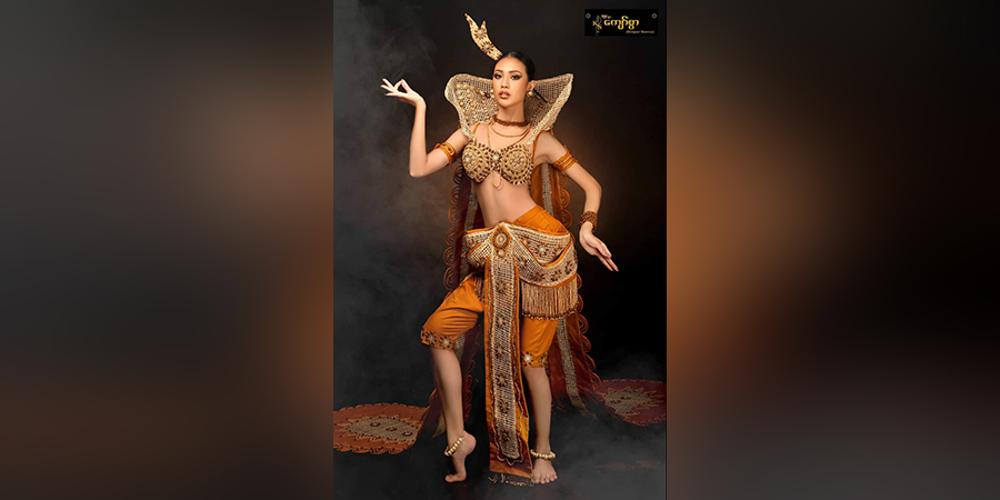 Miss Grand အလှမယ်ပြိုင်ပွဲတွင် အမရာရွှန်းလဲ့က “မြန်မာ့နှလုံးသား”ဝတ်စုံဖြင့် ယှဉ်ပြိုင်(ရုပ်သံ)