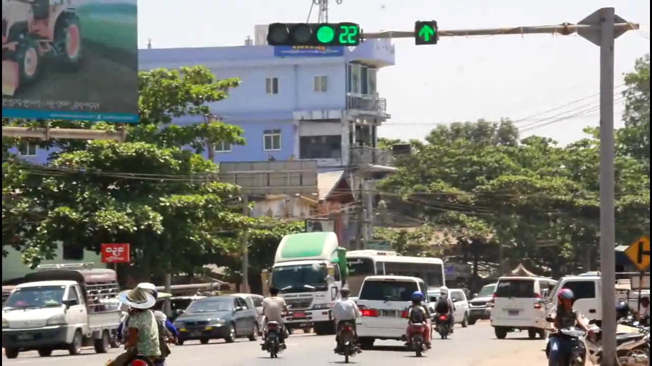 ဘားအံမြို့တွင် ဗုံး ၃ လုံးပေါက်ကွဲ အရပ်သားပြည်သူ့ ၁ ဦး ထိမှန်