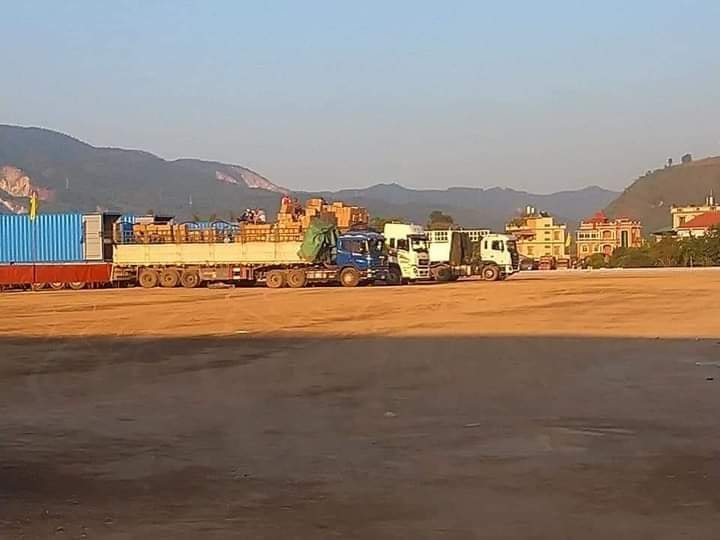 တရုတ်-မြန်မာ နယ်စပ်ကုန်သွယ်ရေးစနစ် ပြန်သုံးသပ်သင့်ဟု မန္တလေး ကုန်သည်များ ပြော