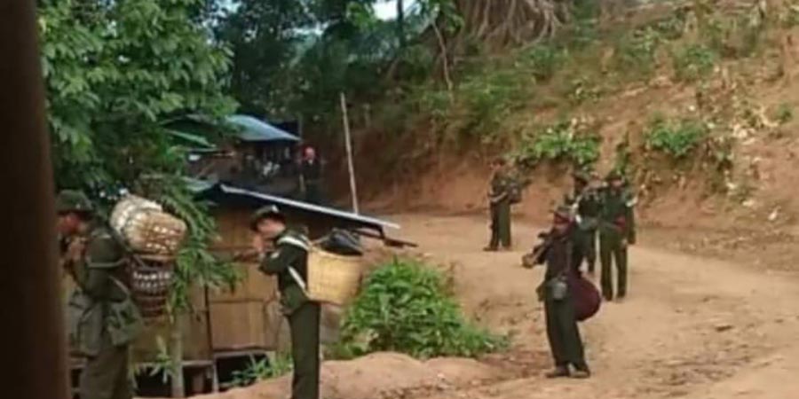 တပ်မဟာ ၆ တွင် စစ်ကောင်စီတပ်က ဒေသခံနေအိမ် ၃ လုံးအား မီးရှို့ ဖျက်ဆီး