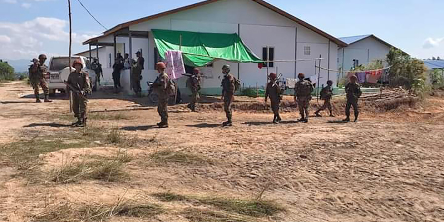 လေးကေ့ကော်မြို့သစ်တွင် ခိုလှုံသူ ၆၀ ကျော်ကို စစ်တပ်က ဖမ်းဆီး၊ စစ်ရေးအခြေအနေ တင်းမာနေ