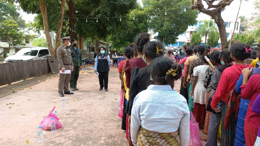 တိုက်ပွဲဖြစ်ချိန် တရားမဝင် ဝင်ရောက်လာသည့် မြန်မာရွှေ့ပြောင်းလုပ်သား ၃၆ ဦး ကို ထိုင်းစစ်တပ် ဖမ်းဆီး