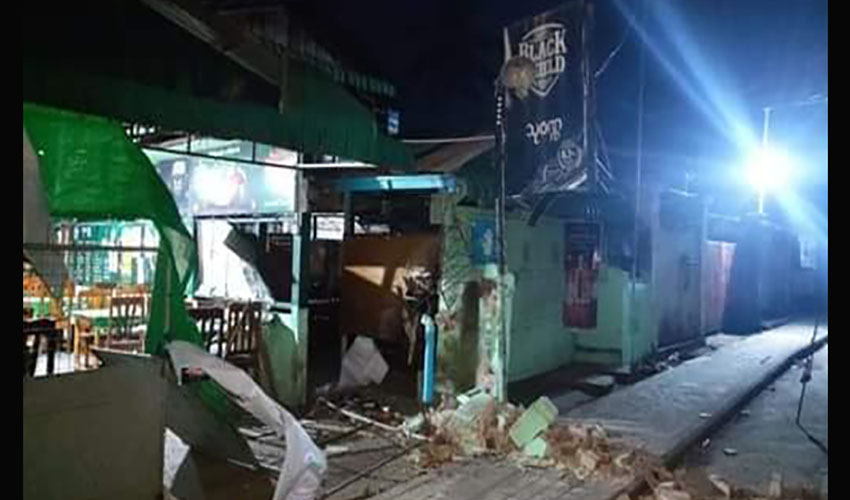 သထုံမြို့တွင်  ၆ နေရာဗုံးကွဲ ၊ လူ ၁ ဦး ထိခိုက်ဒဏ်ရာရ
