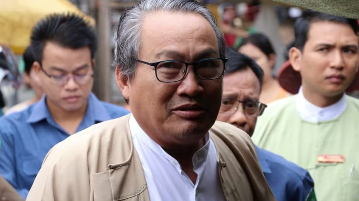 မွန်ပြည်နယ်ဝန်ကြီးချုပ် ဒေါက်တာအေးဇံကို  အလုပ်နှင့် ထောင်ဒဏ် ၂ နှစ် အမိန့်ချ