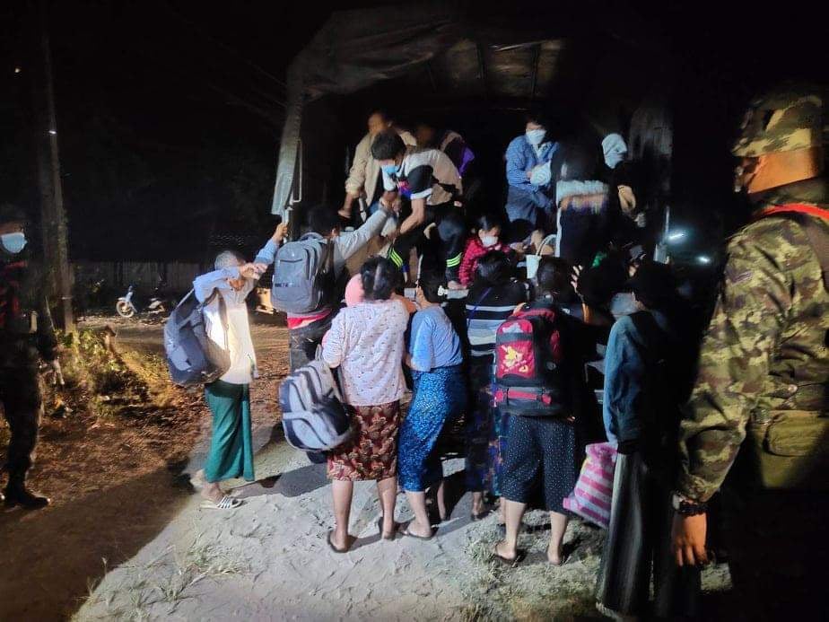 လေးကေ့ကော်အနီး ညဘက် လေကြောင်းမှ တိုက်ခိုက်မှုကြောင့် စစ်ဘေးရှောင် ၂၀၀ ကျော် ထိုင်းဘက်ထပ်မံ ထွက်ပြေး