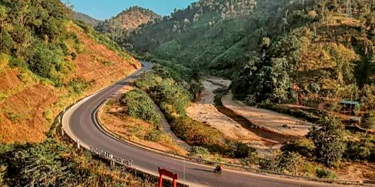 မြဝတီ-ကော့ကရိတ် အာရှလမ်းမကြီးတွင် စစ်ကောင်စီတပ်နှင့် KNLA တပ်တို့ တိုက်ပွဲဖြစ်ပွား
