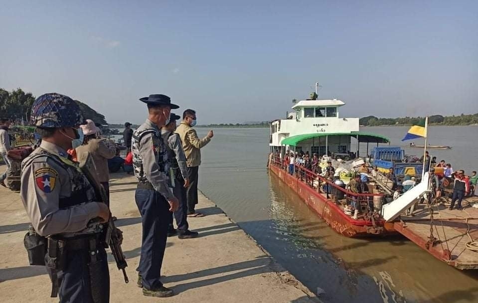 ပလက်ဝသို့  ရိက္ခာနှင့် ကုန်စည်သယ်ယူခွင့် စစ်ကောင်စီ ပိတ်ပင်