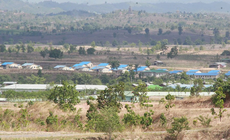 လေးကေ့ကော် စစ်ရှောင်များကျန်ခဲ့သည့် ကား၊ ဆိုင်ကယ်နှင့်ပစ္စည်းများကို စစ်တပ်က ခိုးယူ