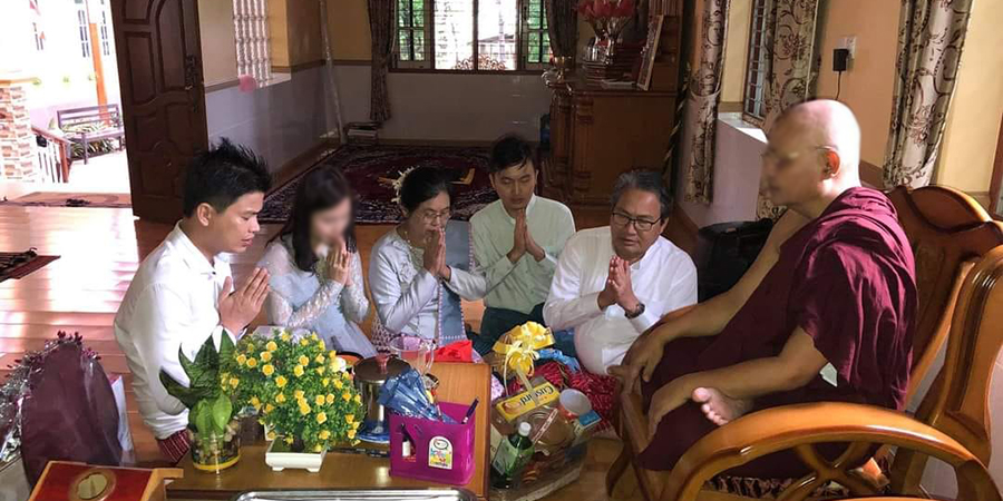 ပစ်ခတ် ဖမ်းဆီးခံရသည့် မွန်ဝန်ကြီးချုပ် ဇနီးနှင့်သား ပြန်လွတ်လာ