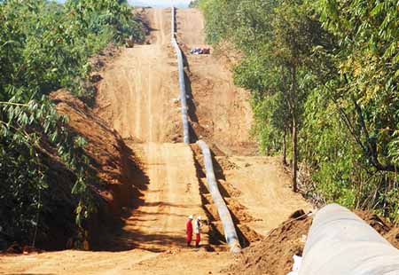 ကံေပါက္ ေျမယာနစ္နာေၾကး တိုင္းေဒသႀကီးအစိုးရအဖြဲ႔ကို တင္ျပ
