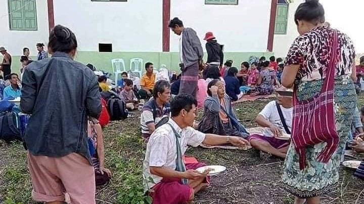 မြဝတီမြို့တောင်ဘက် ဖလူးလေးရွာတွင် တိုက်ပွဲဖြစ်၊ စစ်ဘေးရှောင်များ ထပ်မံထွက်ပြေး