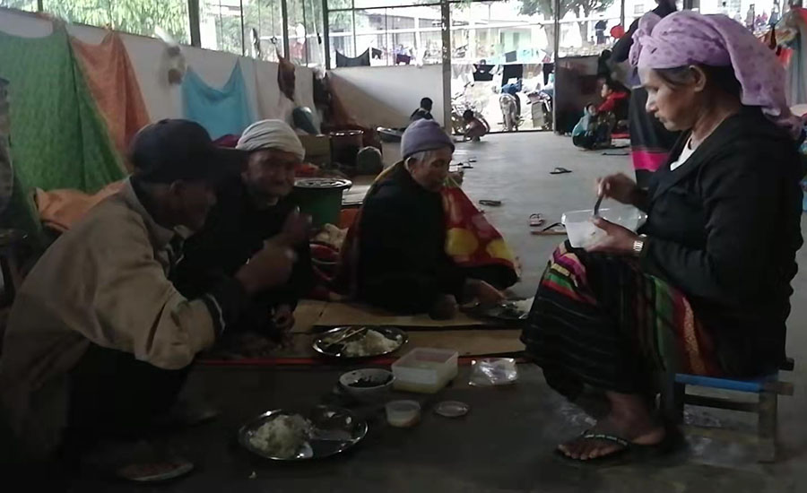 မုံးကိုးမြို့ပေါ်က စစ်ဘေး‌ရှောင်ပြည်သူ ၅၀၀ ကျော် စားနပ်ရိက္ခာ ပြတ်တောက်လာ