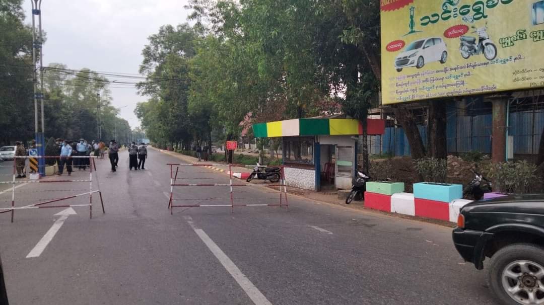 ပုသိမ်မြို့အဝင်ရှိ ယာဉ်ထိန်းရဲကင်း ဗုံးပေါက်ကွဲ