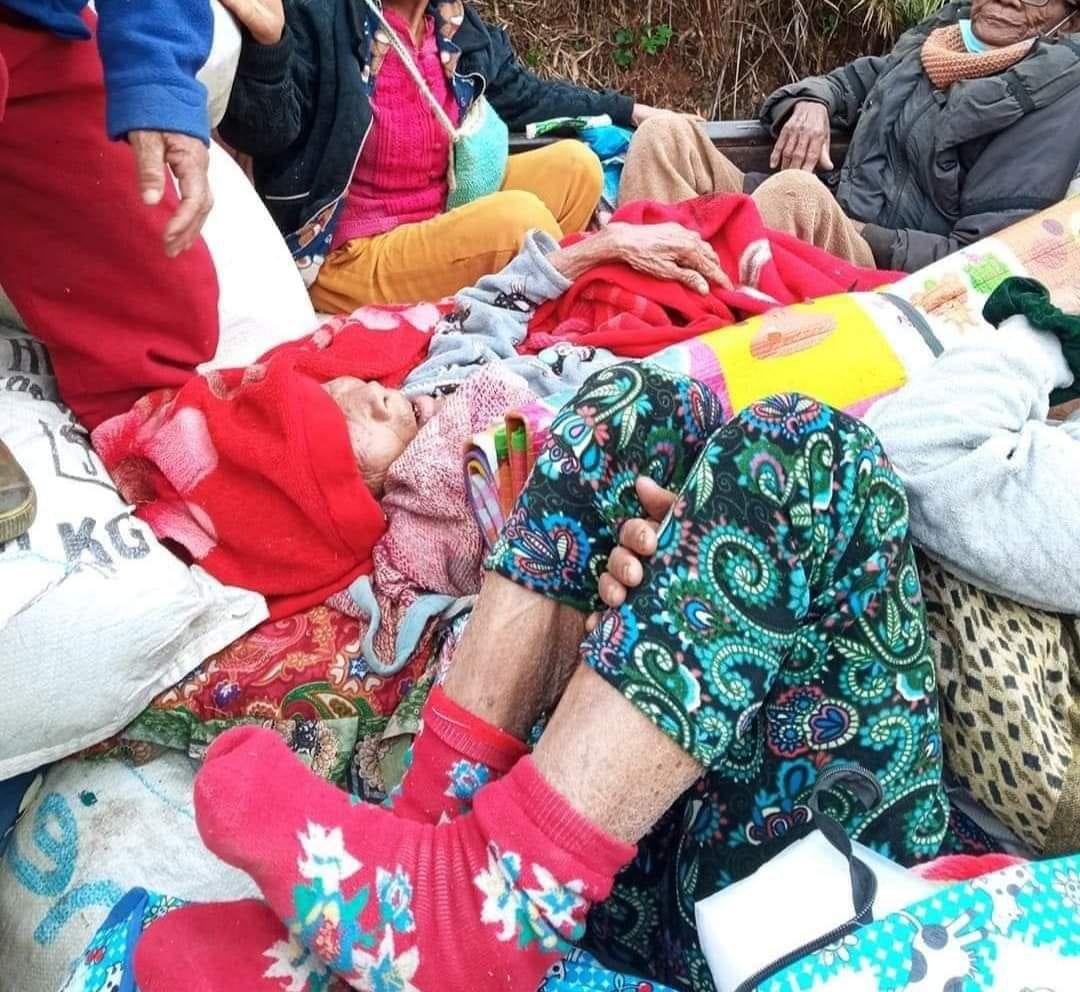 လောင်တလိုင်စခန်းကို စစ်ရှောင်လာသည့် အသက် ၁၀၀ ဝန်းကျင် အဘွားအို အအေးဒဏ်ကြောင့် သေဆုံး