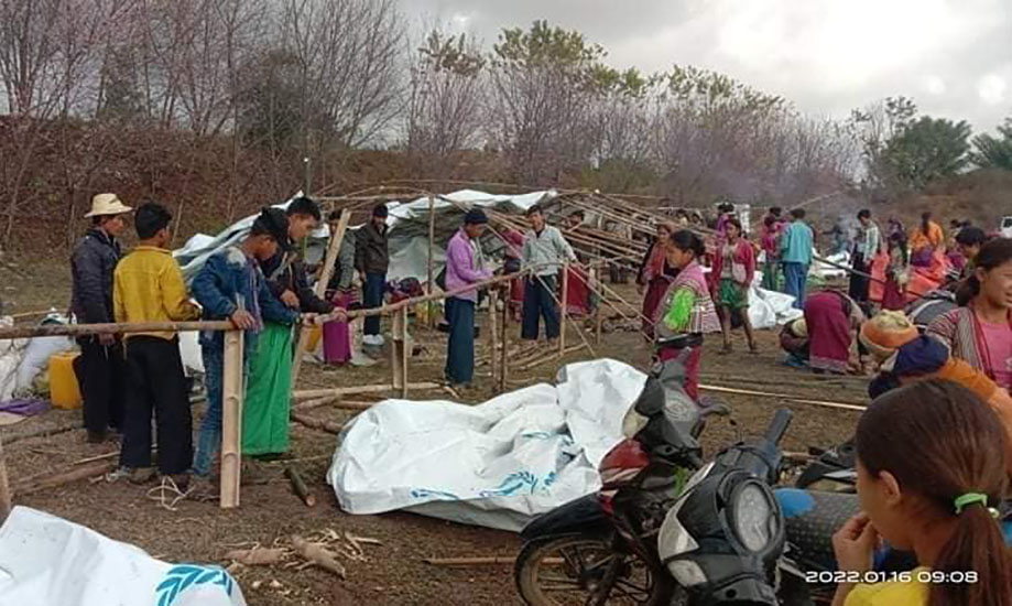 မိုးသည်းထန်စွာ ရွာသွန်းသဖြင့် မိုင်းကိုင်စစ်ရှောင်များ ဒုက္ခရောက်နေ